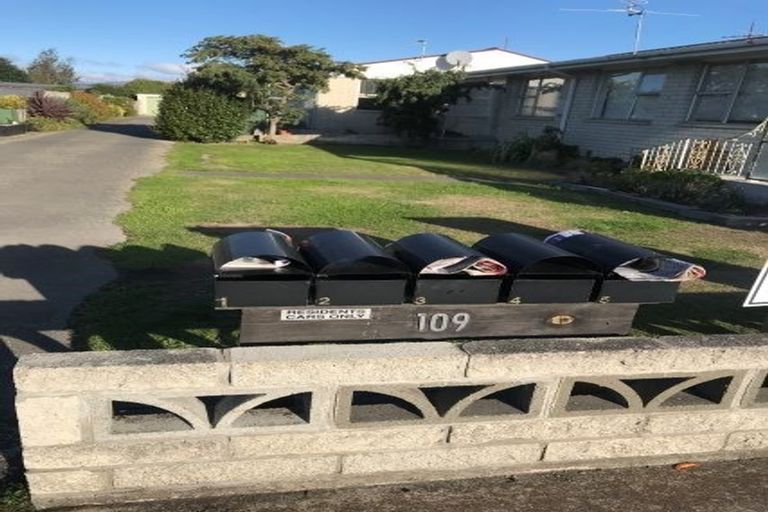 Photo of property in 5/109 Middlepark Road, Sockburn, Christchurch, 8042