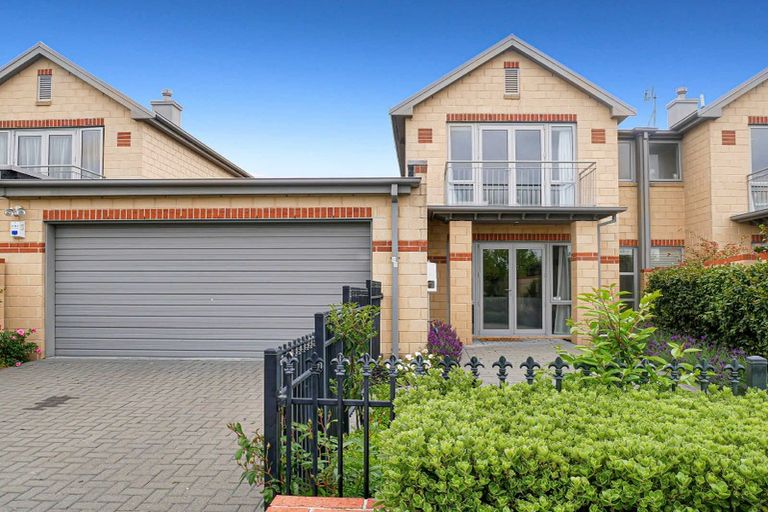 Photo of property in 42 Waterford Avenue, Northwood, Christchurch, 8051