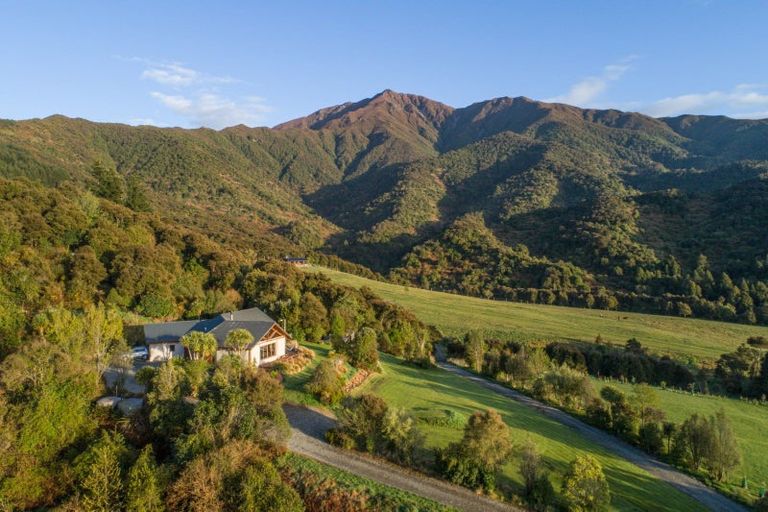 Photo of property in 228 Blandswood Road, Peel Forest, Geraldine, 7992