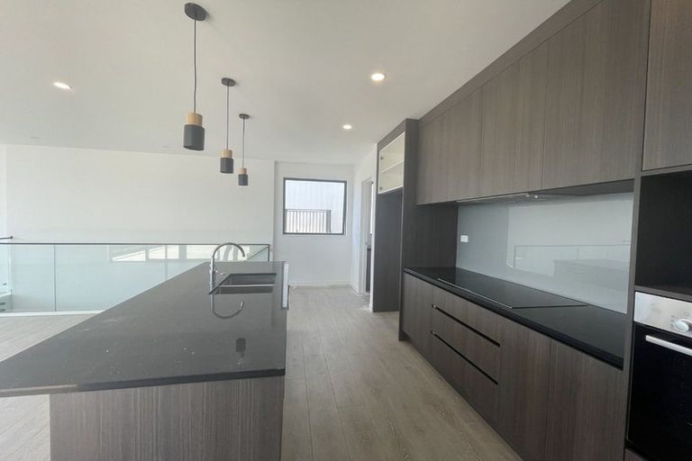 Photo of property in 22 Cavalli Road, Long Bay, Auckland, 0630