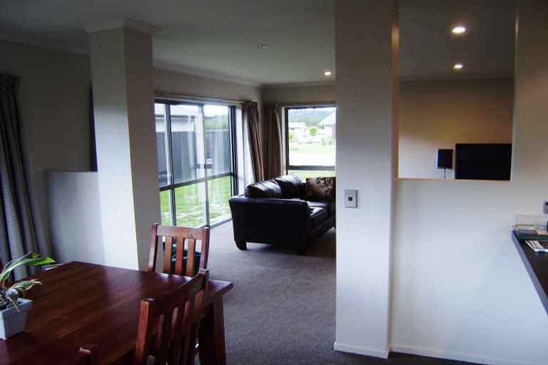 Photo of property in 4 Briar Crescent, Alexandra, 9320