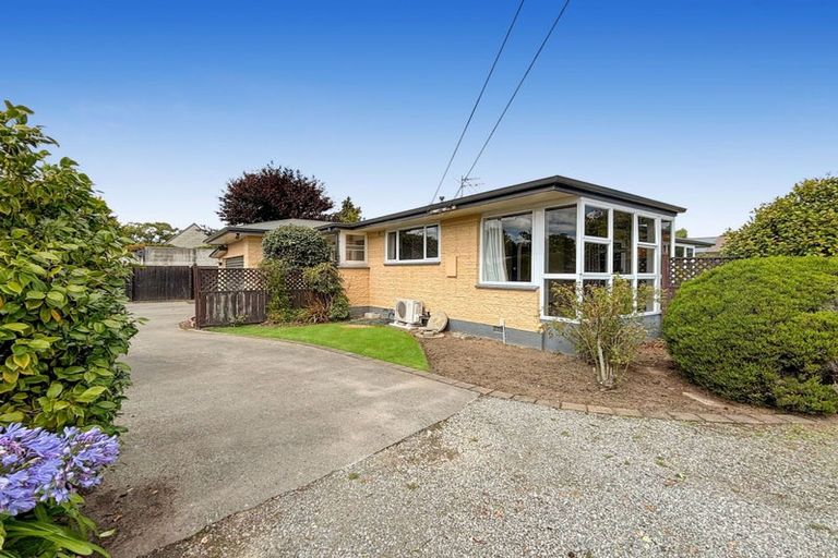 Photo of property in 33 Rountree Street, Upper Riccarton, Christchurch, 8041