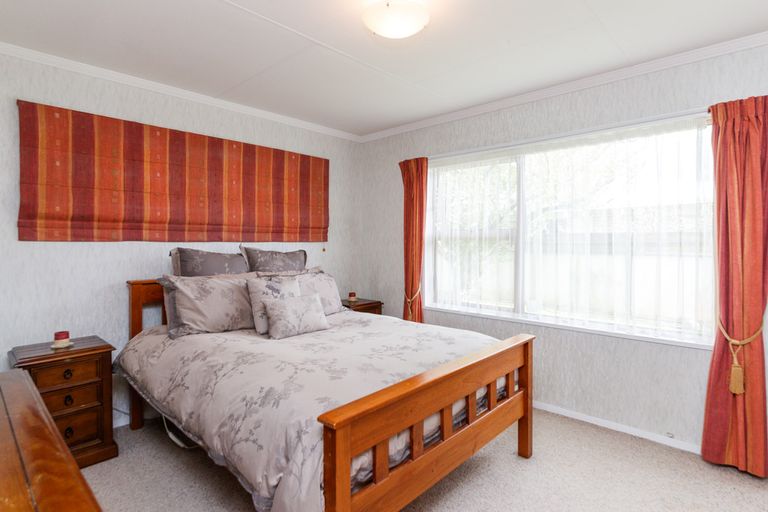 Photo of property in 6 Paradise Place, Milson, Palmerston North, 4414