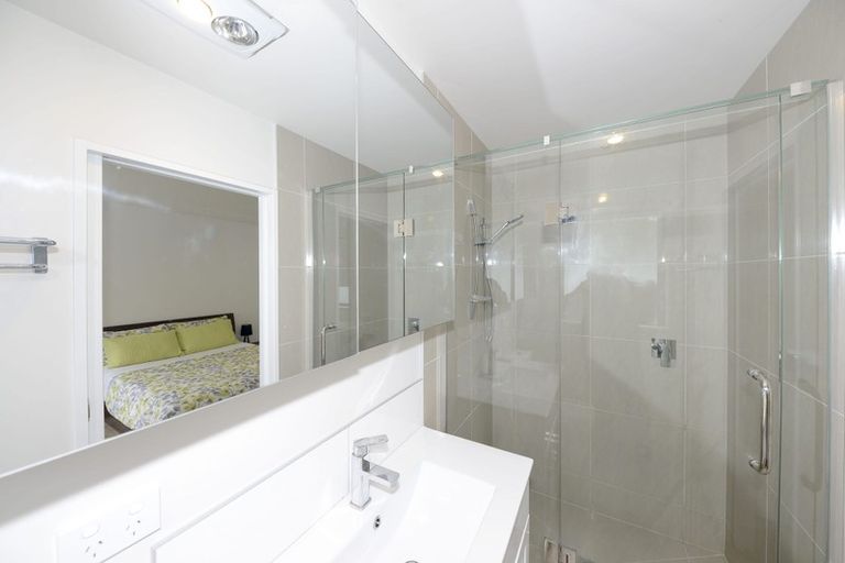 Photo of property in 48 Hooker Avenue, Bryndwr, Christchurch, 8053