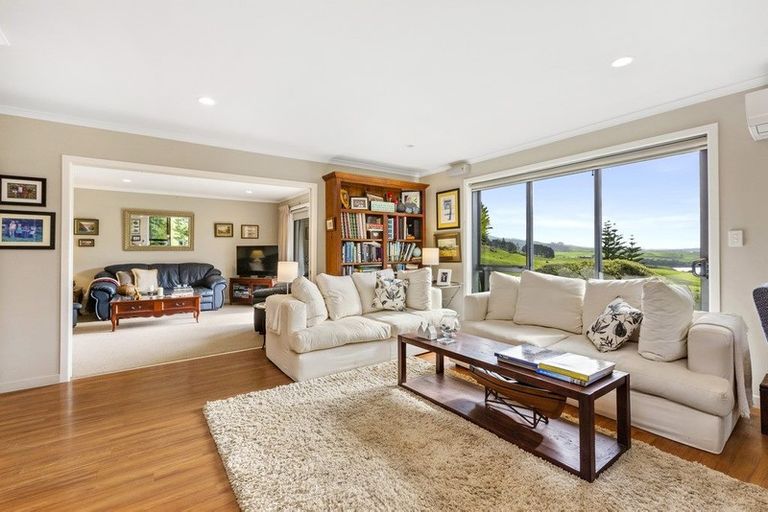 Photo of property in 2b Maungatawhiri Road, Raglan, 3295