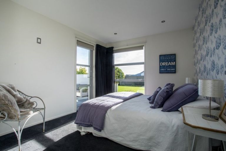 Photo of property in 32 Longwood Drive, Winton, 9720