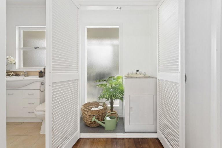 Photo of property in 2/2 Pine Ridge Terrace, Hauraki, Auckland, 0622