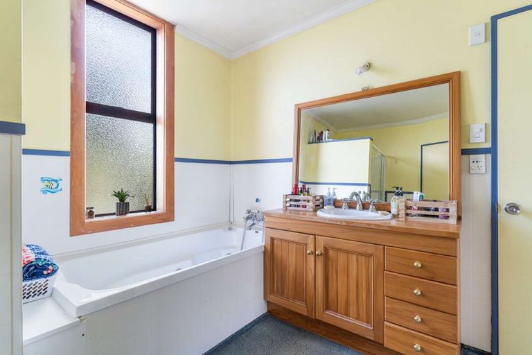 Photo of property in 1918 Milton Highway, Milton, 9292