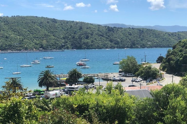 Photo of property in 4 Finlay Grove, Waikawa, Picton, 7220