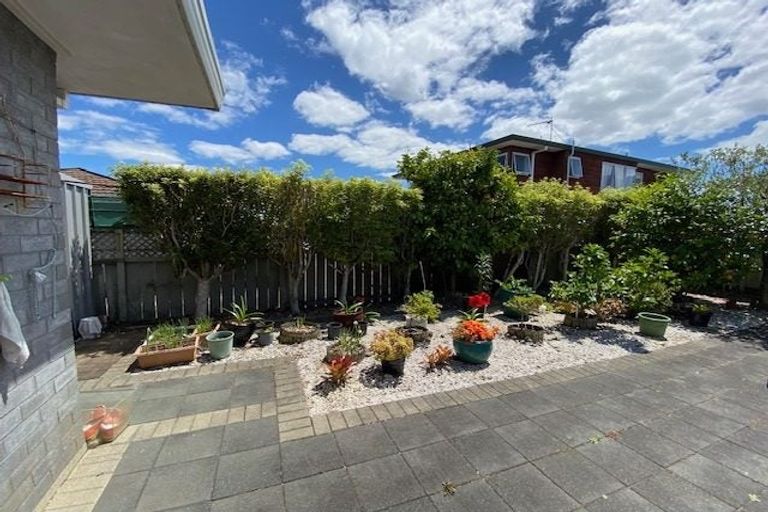 Photo of property in 1/22 Steeple Rise, Pakuranga, Auckland, 2010