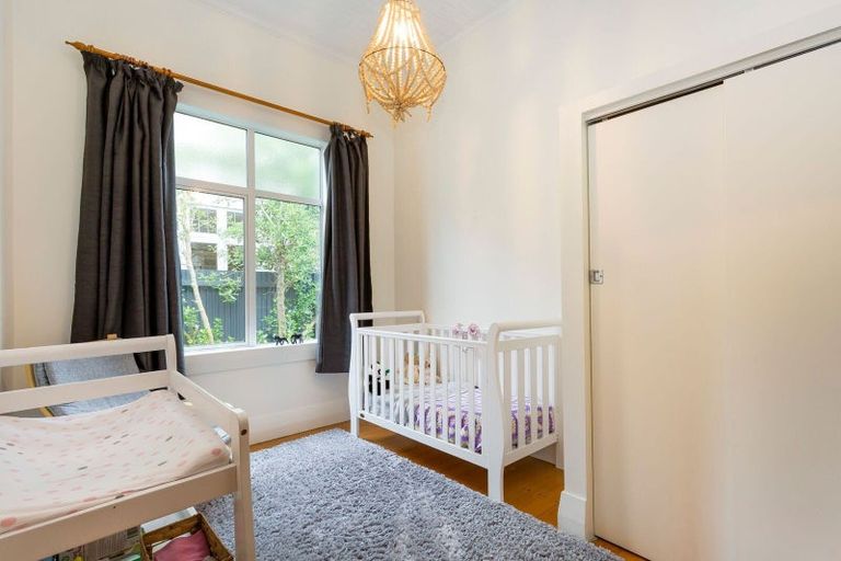 Photo of property in 30 Coughtrey Street, Saint Clair, Dunedin, 9012