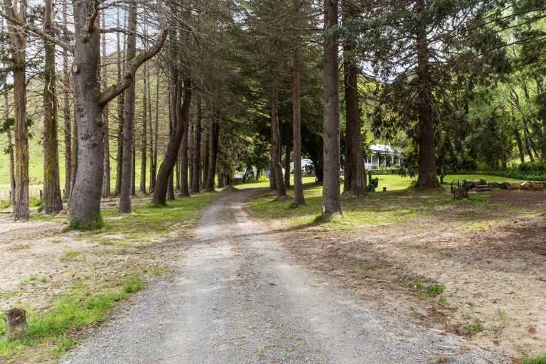 Photo of property in 1231 Aropaoanui Road, Tangoio, Napier, 4181
