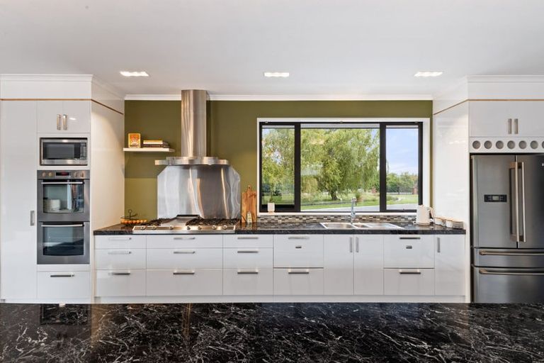 Photo of property in 29 Waterbridge Way, Rolleston, 7614