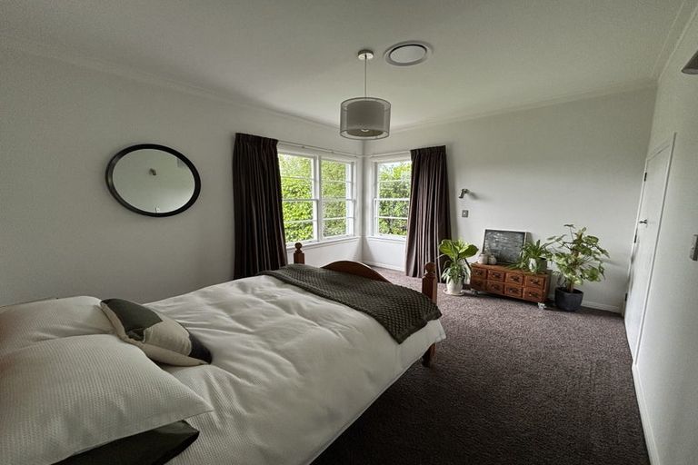 Photo of property in 27 Phoenix Avenue, Hokowhitu, Palmerston North, 4410