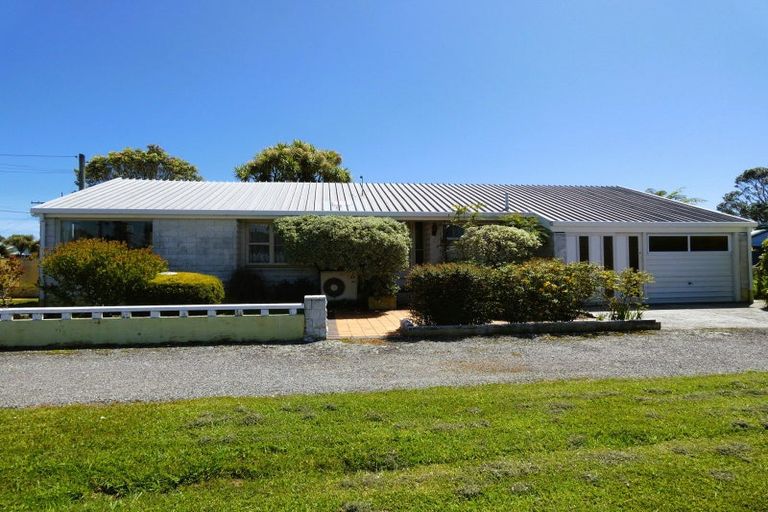 Photo of property in 57 Peel Street, Westport, 7825