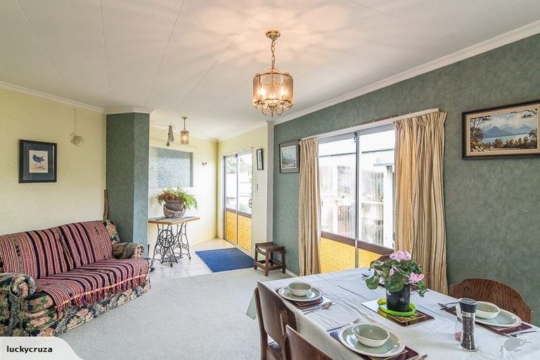 Photo of property in 22 Nathan Avenue, Paraparaumu Beach, Paraparaumu, 5032