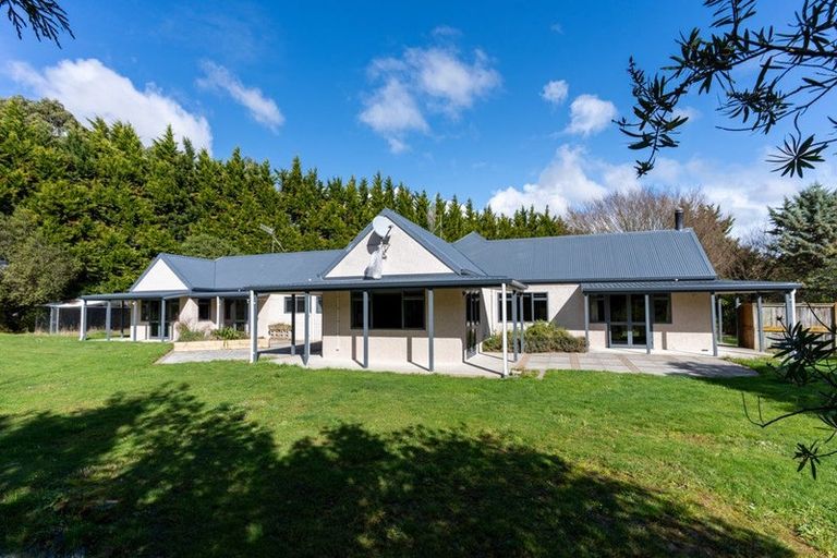 Photo of property in 205 Valley Views, Fitzherbert, Palmerston North, 4472
