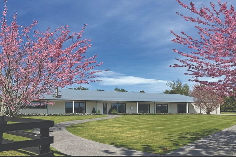 Photo of property in 154b Belk Road South, Omanawa, 3173