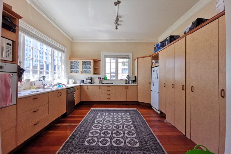 Photo of property in 1/17 Clifton Terrace, Kelburn, Wellington, 6012