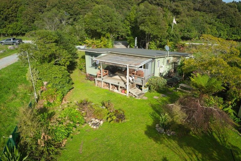 Photo of property in 1903 Lake Mitchells Road, Inchbonnie, 7875