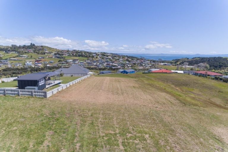 Photo of property in 6 Oden Hill, Coopers Beach, 0420