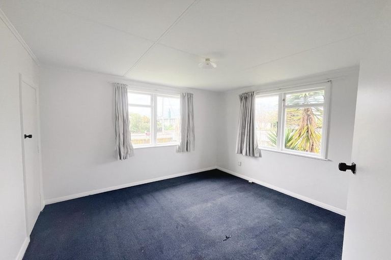 Photo of property in 3 Matai Place, Otaki, 5512