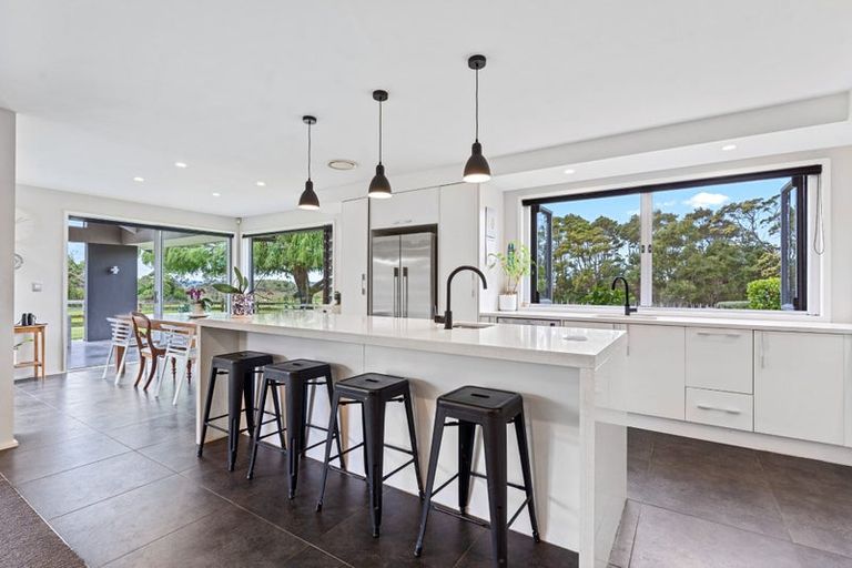 Photo of property in 842a South Head Road, South Head, Helensville, 0874