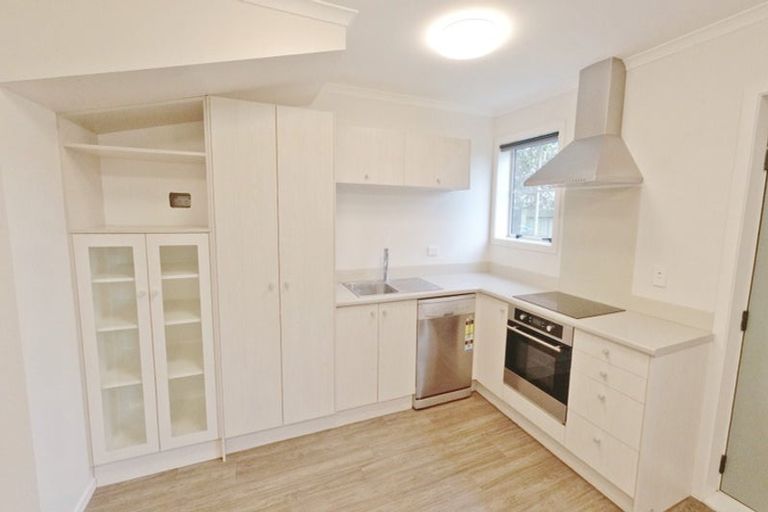 Photo of property in 1 Chiefs Court, Hamilton East, Hamilton, 3216