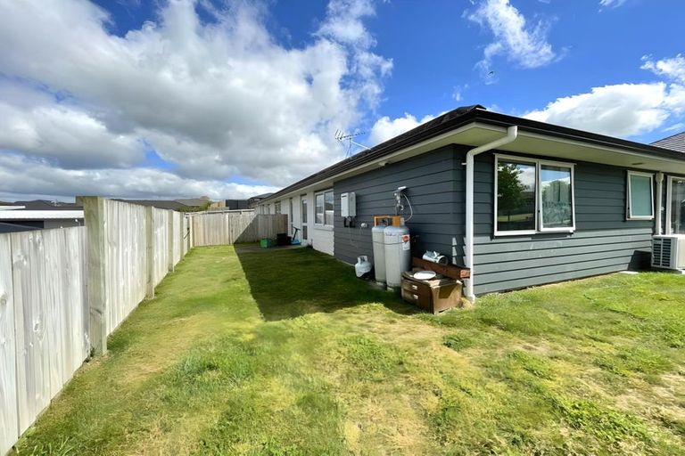 Photo of property in 22 Kapua Crescent, Rototuna North, Hamilton, 3210