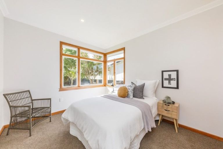 Photo of property in 74 Ihaka Street, Hokowhitu, Palmerston North, 4410