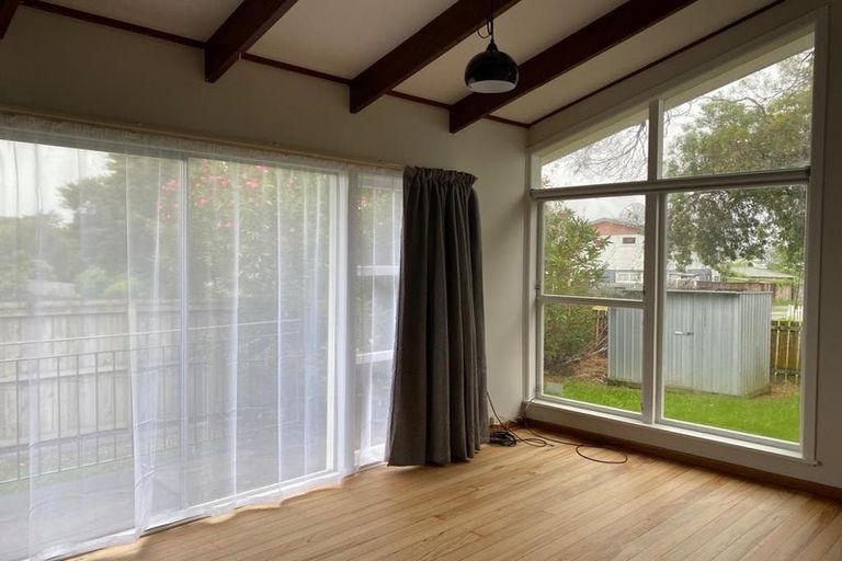 Photo of property in 95 Ennis Avenue, Pakuranga Heights, Auckland, 2010