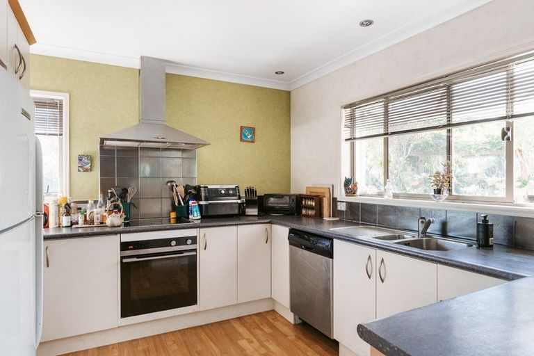 Photo of property in 14 Ohuirehe Road, Coastlands, Whakatane, 3120