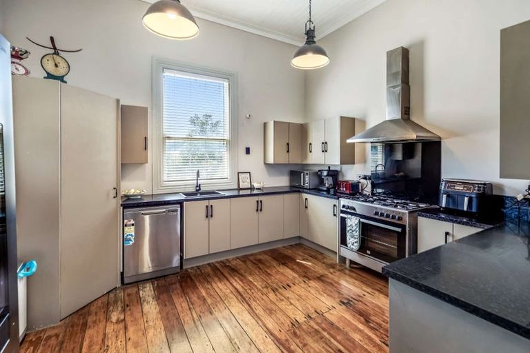 Photo of property in 50 Kimber Street, Halcombe, Feilding, 4779