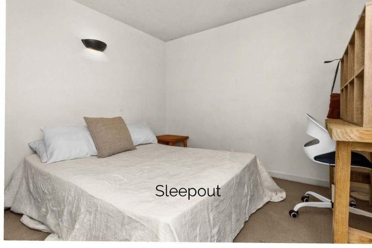 Photo of property in 66 Middle Road, Havelock North, 4130