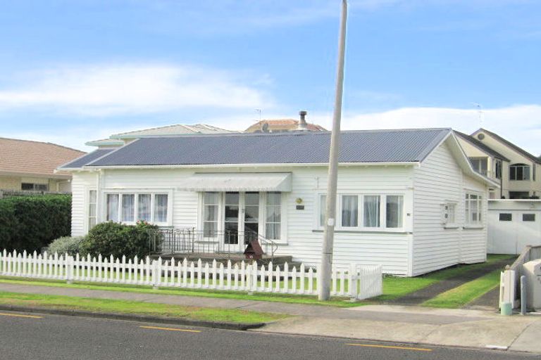 Photo of property in 18 The Parade, Bucklands Beach, Auckland, 2012