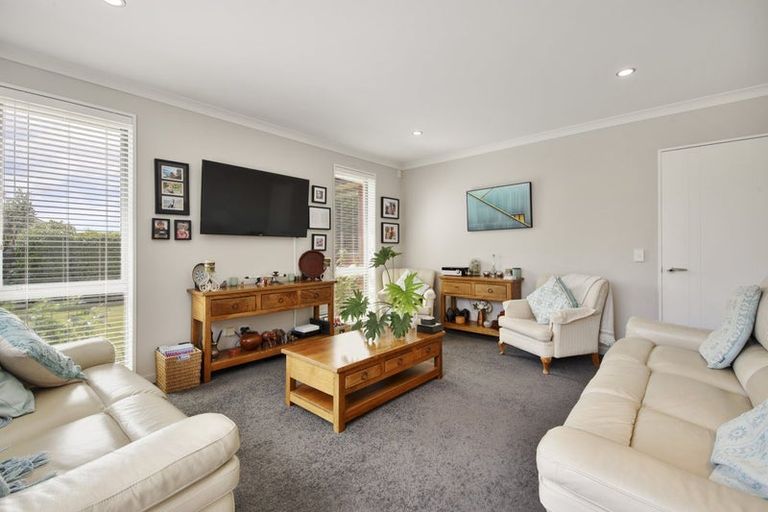 Photo of property in 7 Pimlico Place, Rangiora, 7400