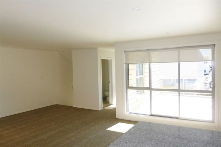 Photo of property in 2/9 Vialou Street, Hamilton Central, Hamilton, 3204