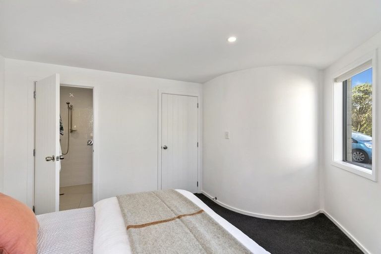 Photo of property in 42 Mandalay Terrace, Khandallah, Wellington, 6035