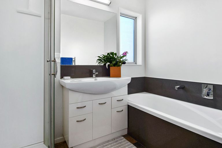 Photo of property in 39 Scoria Close, Pyes Pa, Tauranga, 3112