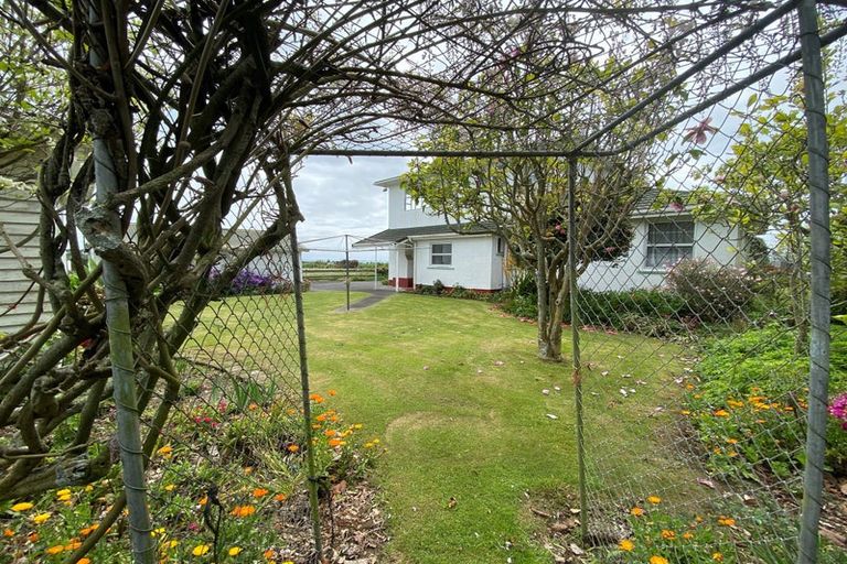 Photo of property in 45 Johnston Street, Brixton, Waitara, 4382