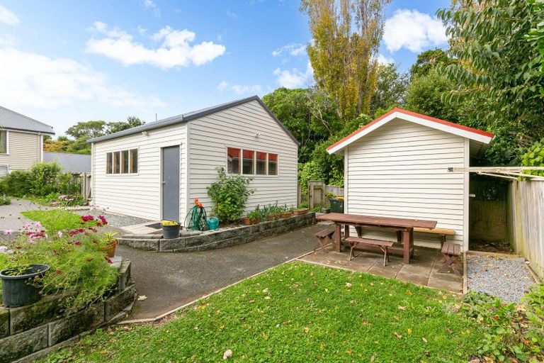 Photo of property in 64 Khandallah Road, Ngaio, Wellington, 6035