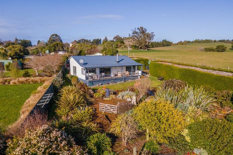 Photo of property in 28 Appleby Street, Hampden, 9410