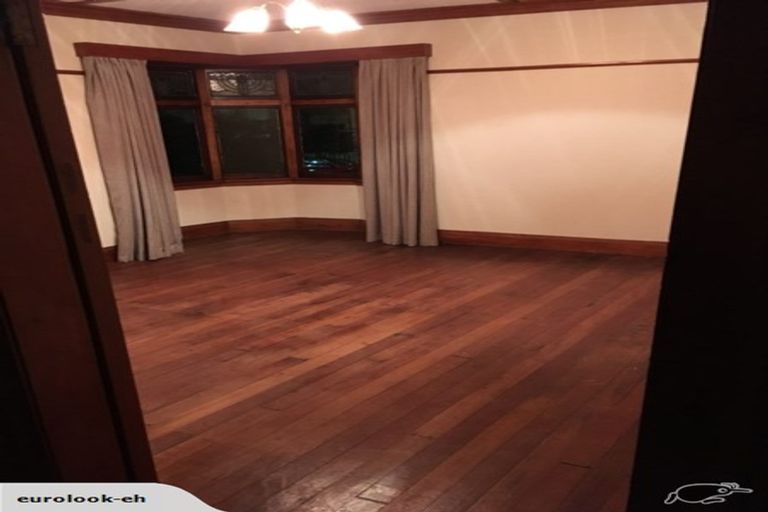 Photo of property in 72 Aro Street, Aro Valley, Wellington, 6021