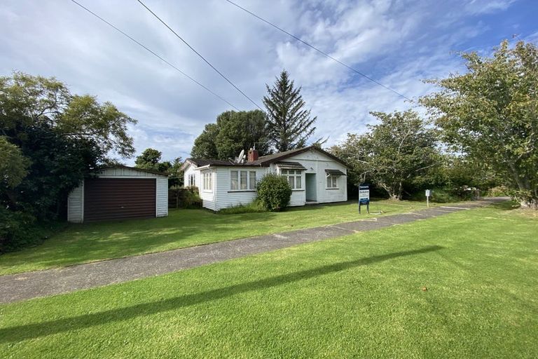 Photo of property in 6 Strange Street, Waitara, 4320