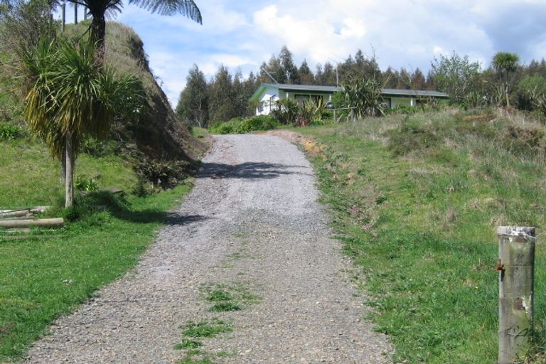 Photo of property in 29 Okere Road, Okere Falls, Rotorua, 3074