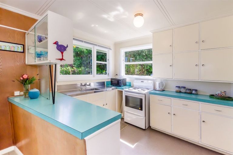 Photo of property in 92 Manly Street, Paraparaumu Beach, Paraparaumu, 5032