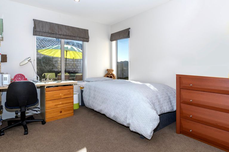 Photo of property in 39 Scoria Close, Pyes Pa, Tauranga, 3112