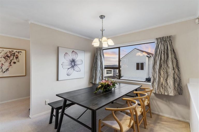 Photo of property in 2/26 Tui Glen Road, Birkenhead, Auckland, 0626