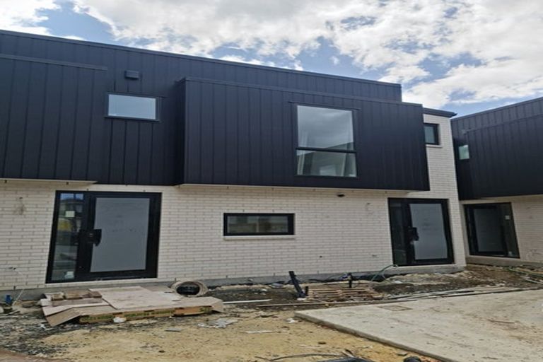 Photo of property in 3/1 Rainey Grove, Taita, Lower Hutt, 5011