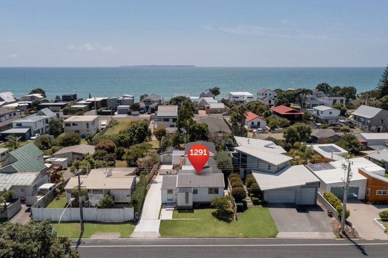 Photo of property in 1291 Papamoa Beach Road, Papamoa Beach, Papamoa, 3118